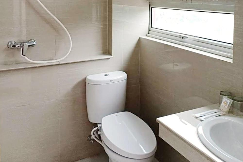 Twospaces Living At Maximus Inn Palembang Exteriér fotografie